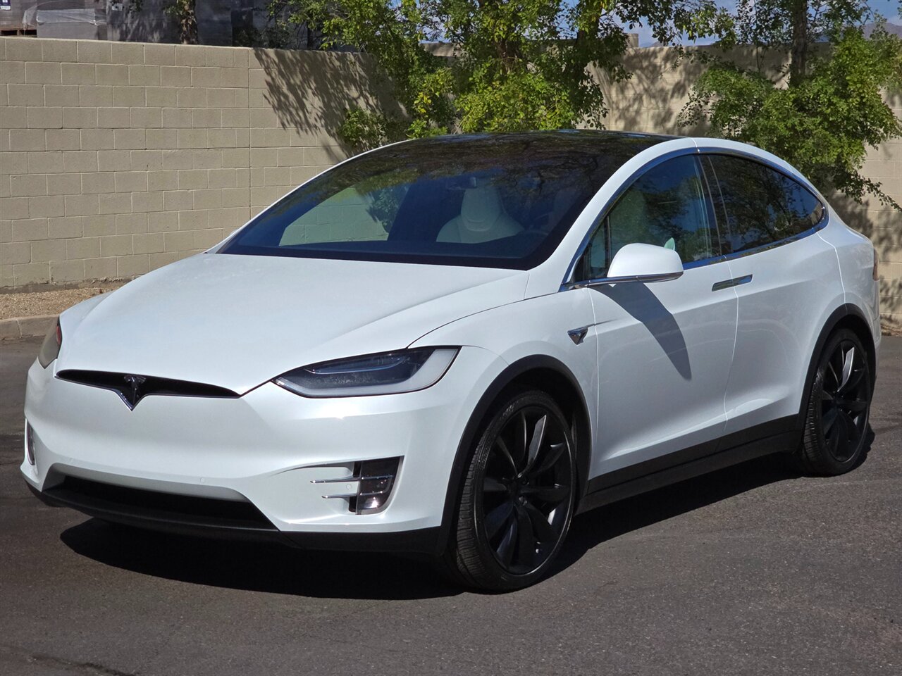 2018 Tesla Model X 100D   - Photo 6 - Mesa, AZ 85215