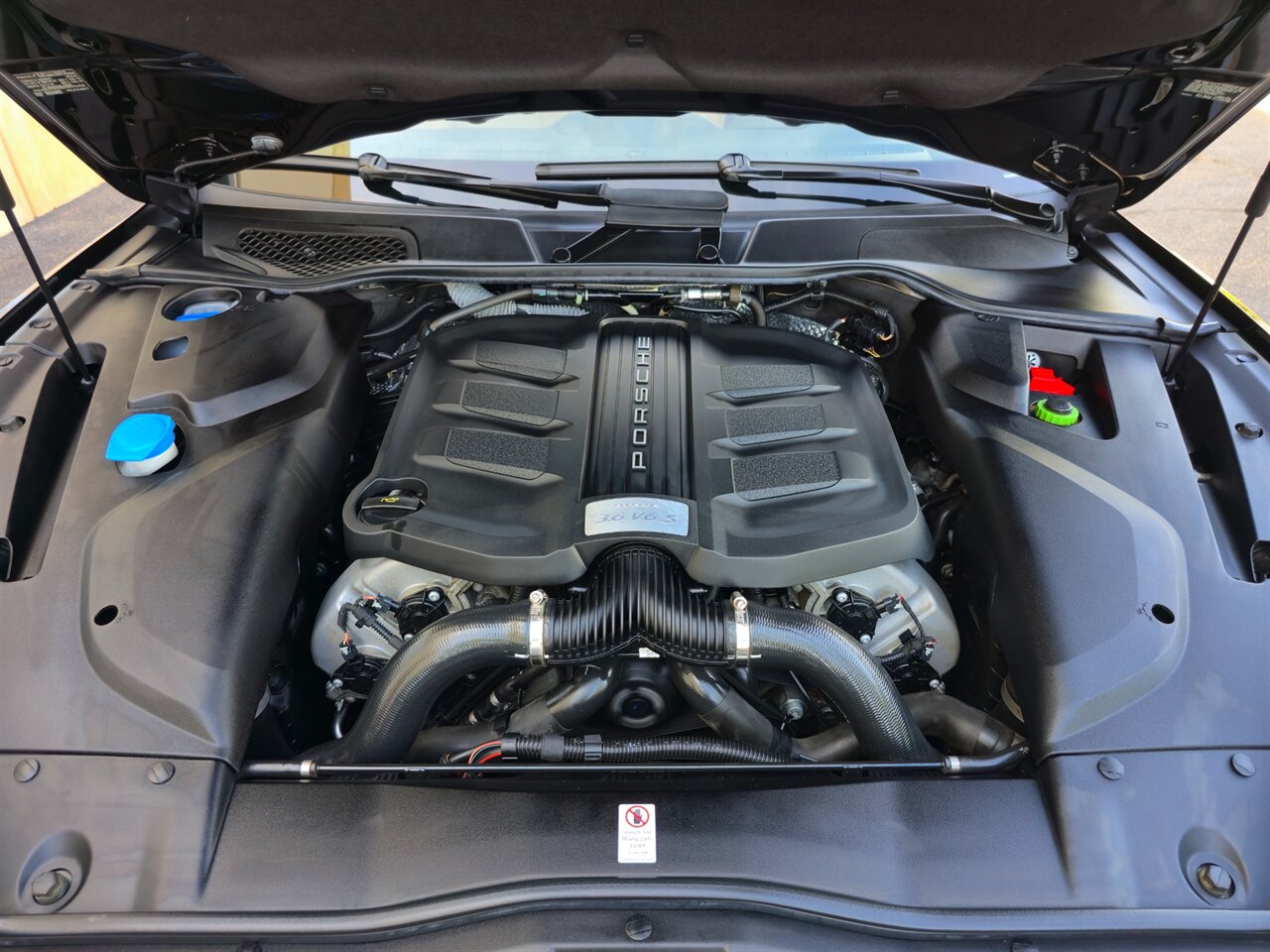 2018 Porsche Cayenne S   - Photo 33 - Mesa, AZ 85215