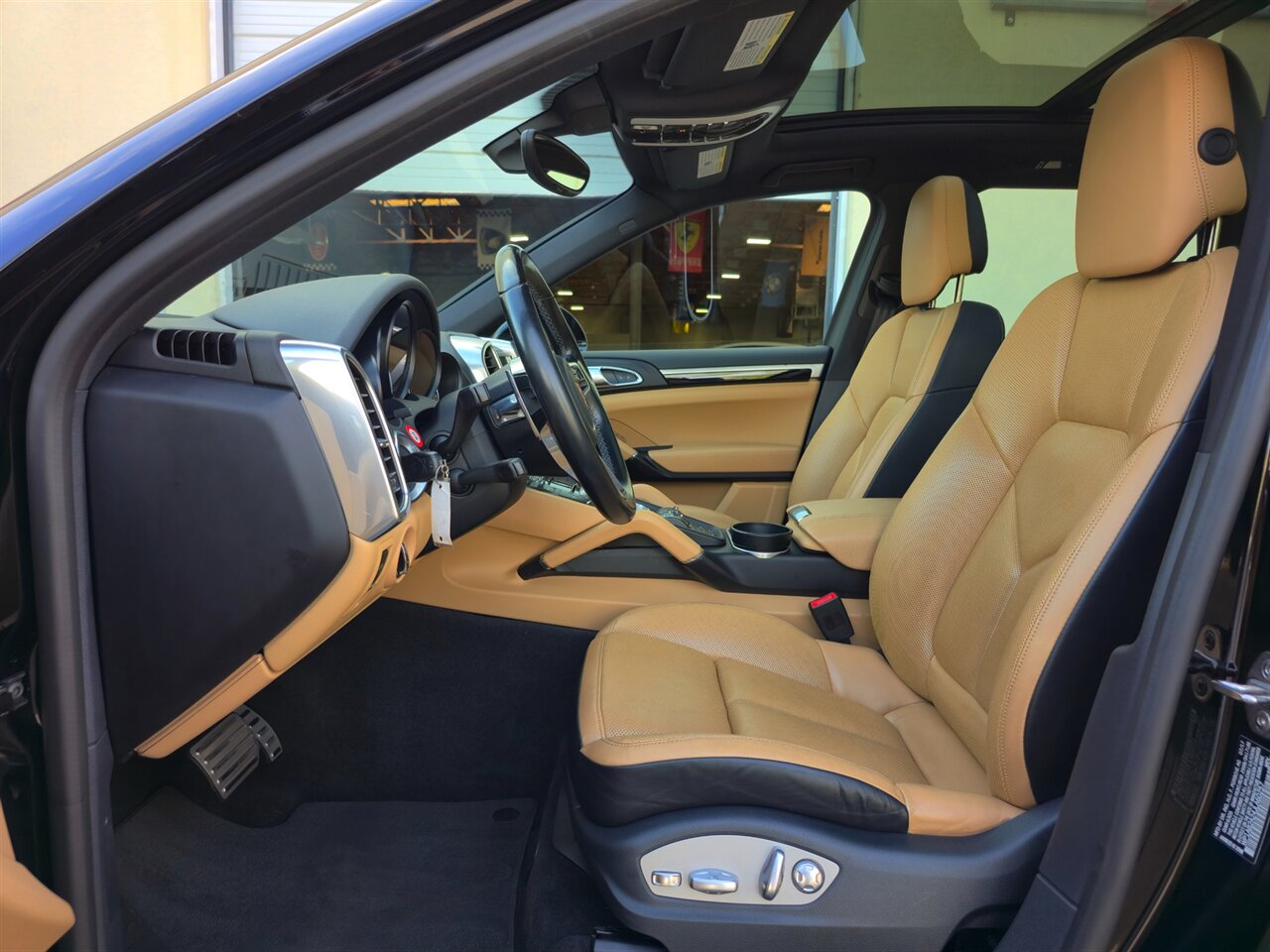 2018 Porsche Cayenne S   - Photo 11 - Mesa, AZ 85215