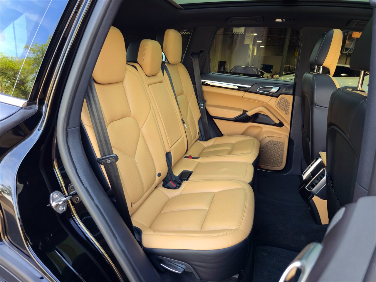 2018 Porsche Cayenne S   - Photo 30 - Mesa, AZ 85215