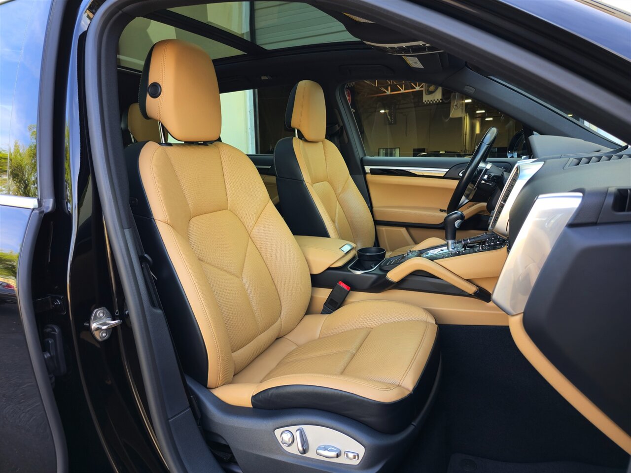 2018 Porsche Cayenne S   - Photo 22 - Mesa, AZ 85215