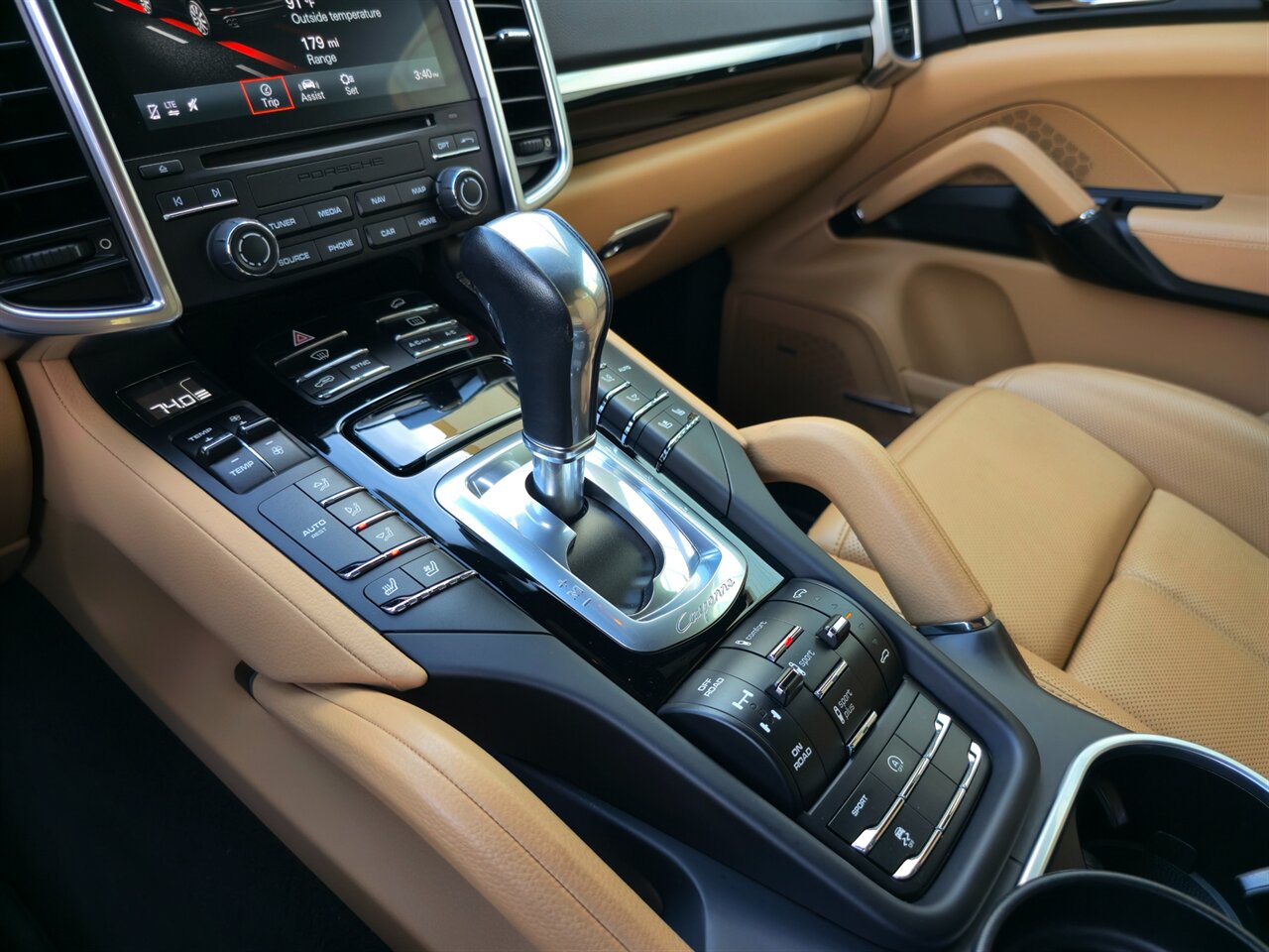 2018 Porsche Cayenne S   - Photo 19 - Mesa, AZ 85215