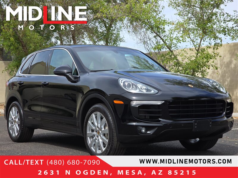 2018 Porsche Cayenne S  