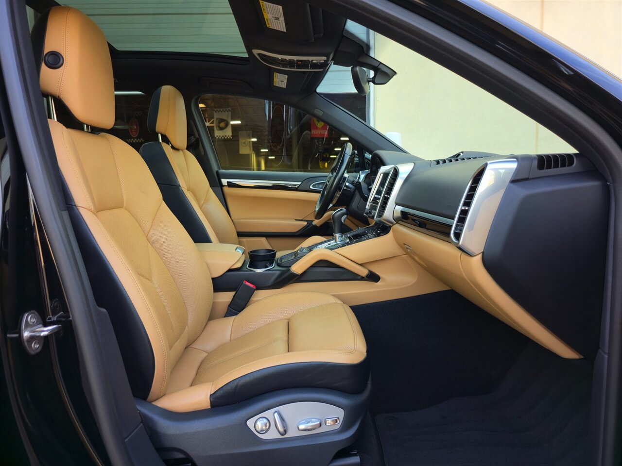2018 Porsche Cayenne S   - Photo 21 - Mesa, AZ 85215