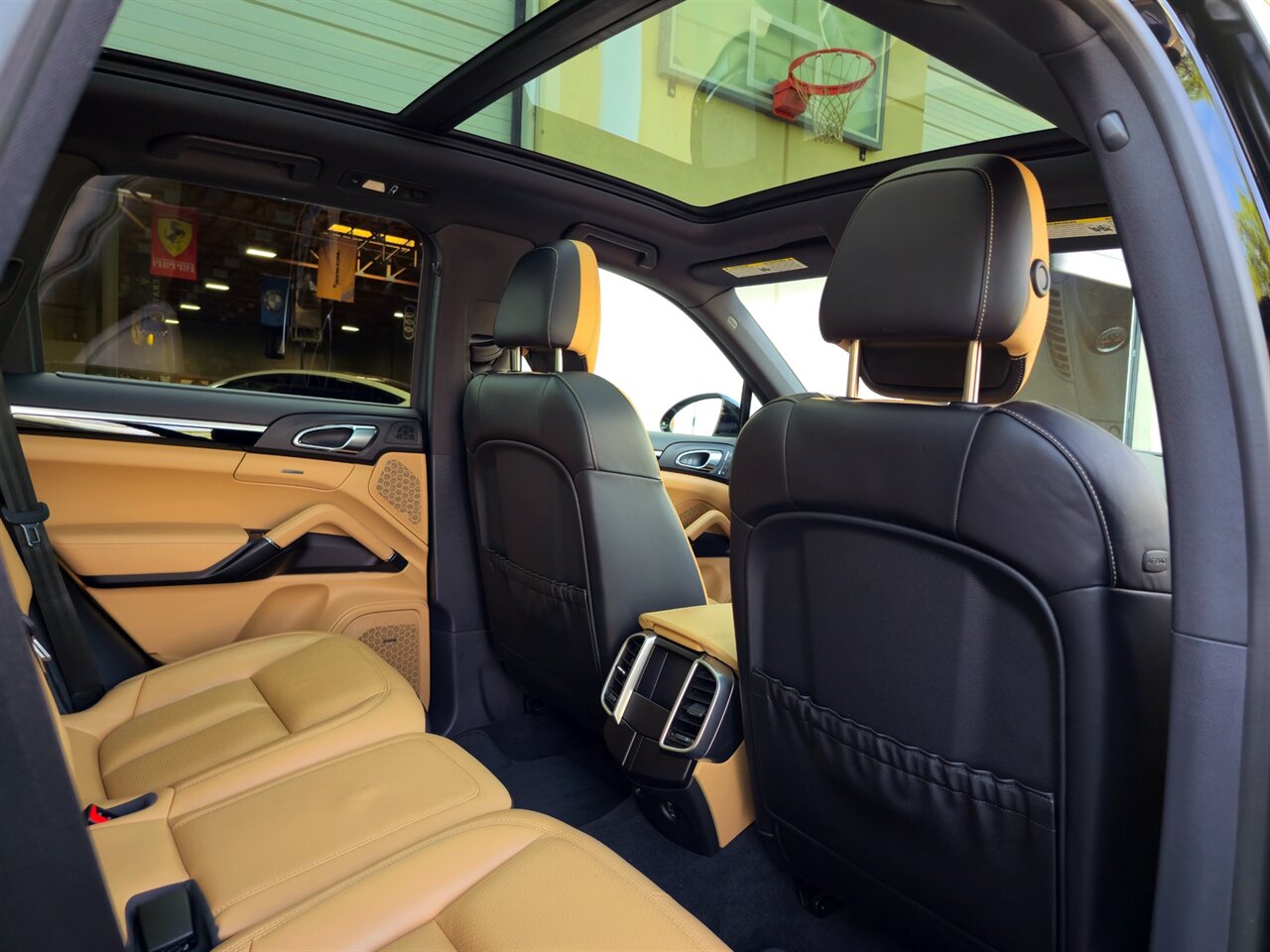 2018 Porsche Cayenne S   - Photo 31 - Mesa, AZ 85215