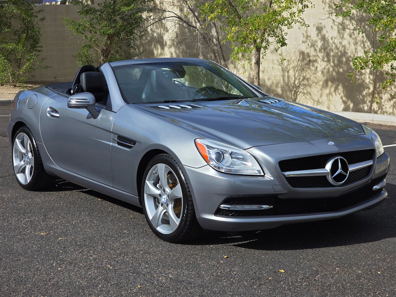 2012 Mercedes-Benz SLK 350 - Photo 2 - Mesa, AZ 85215