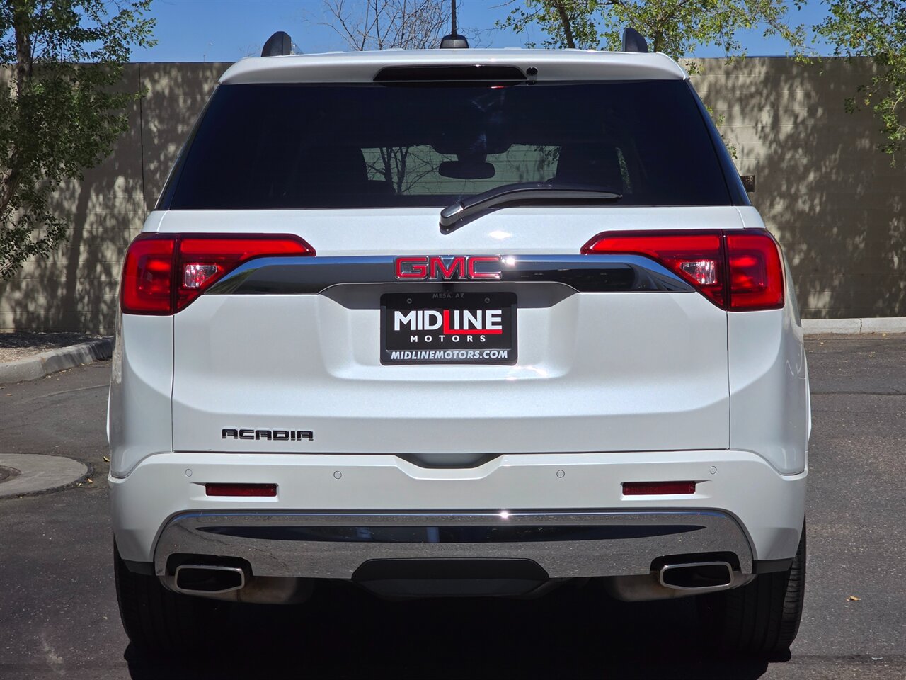 2019 GMC Acadia Denali   - Photo 9 - Mesa, AZ 85215