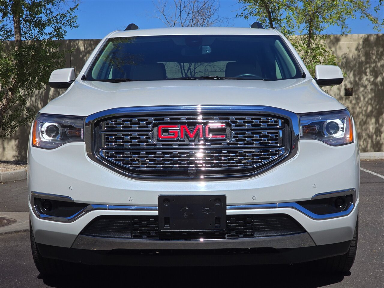 2019 GMC Acadia Denali   - Photo 4 - Mesa, AZ 85215