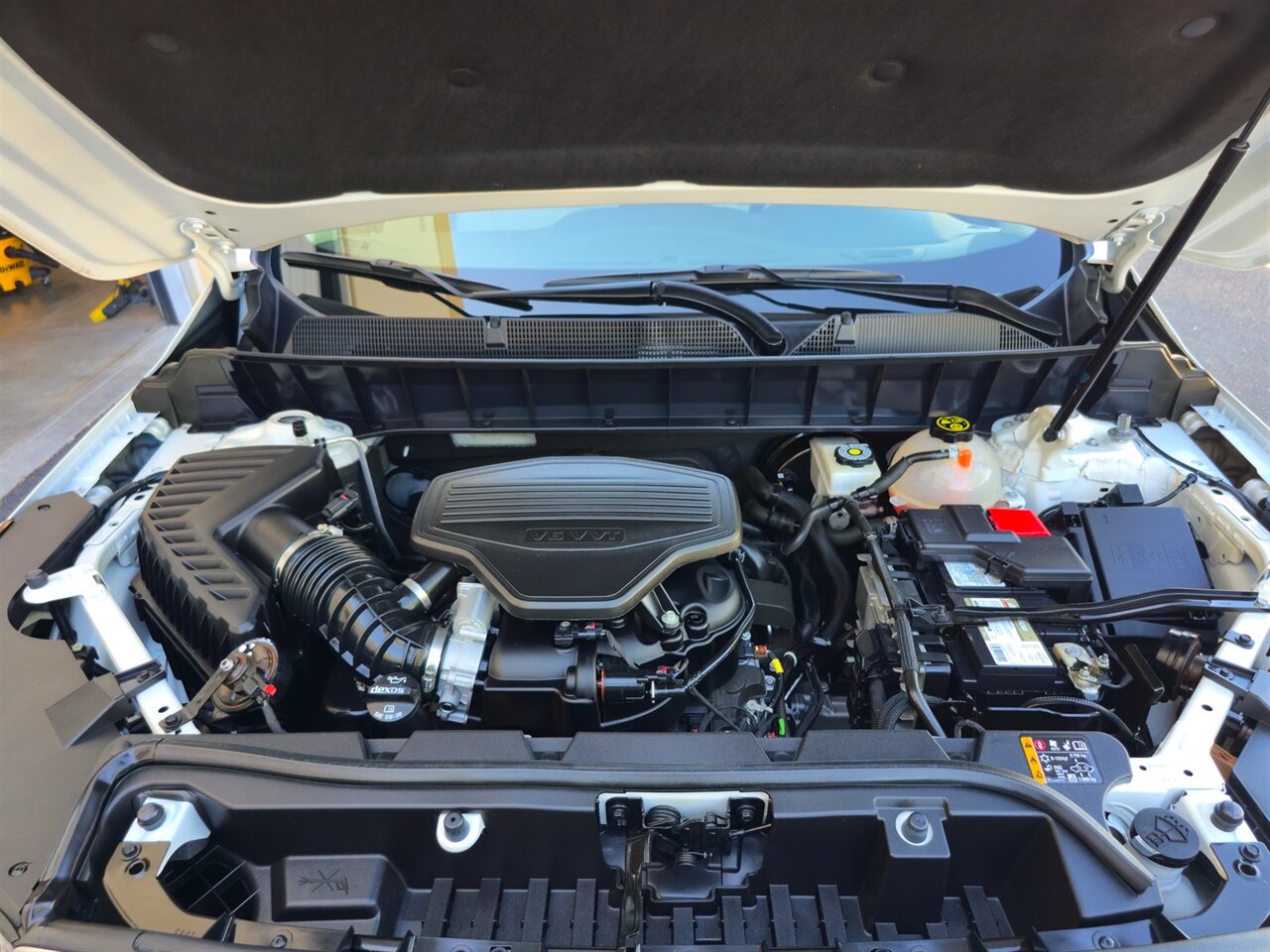 2019 GMC Acadia Denali   - Photo 42 - Mesa, AZ 85215