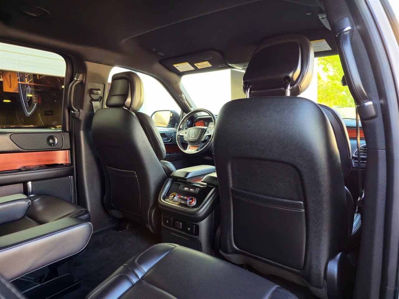 2021 Lincoln Navigator 4x4 7-Passenger - Photo 40 - Mesa, AZ 85215