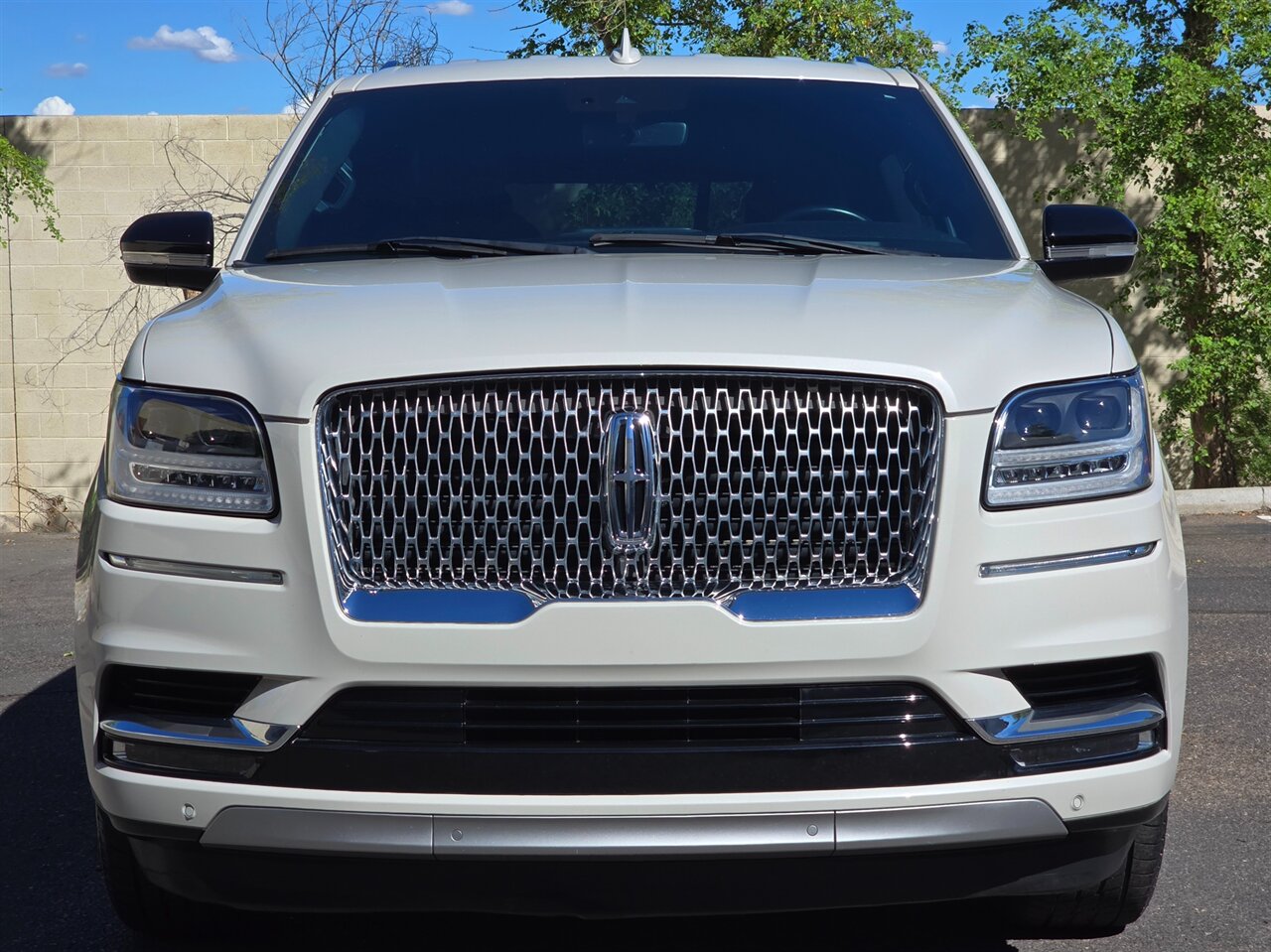 2021 Lincoln Navigator 4x4 7-Passenger - Photo 4 - Mesa, AZ 85215