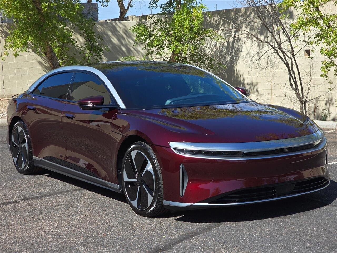 2023 Lucid Air Touring - Photo 2 - Mesa, AZ 85215