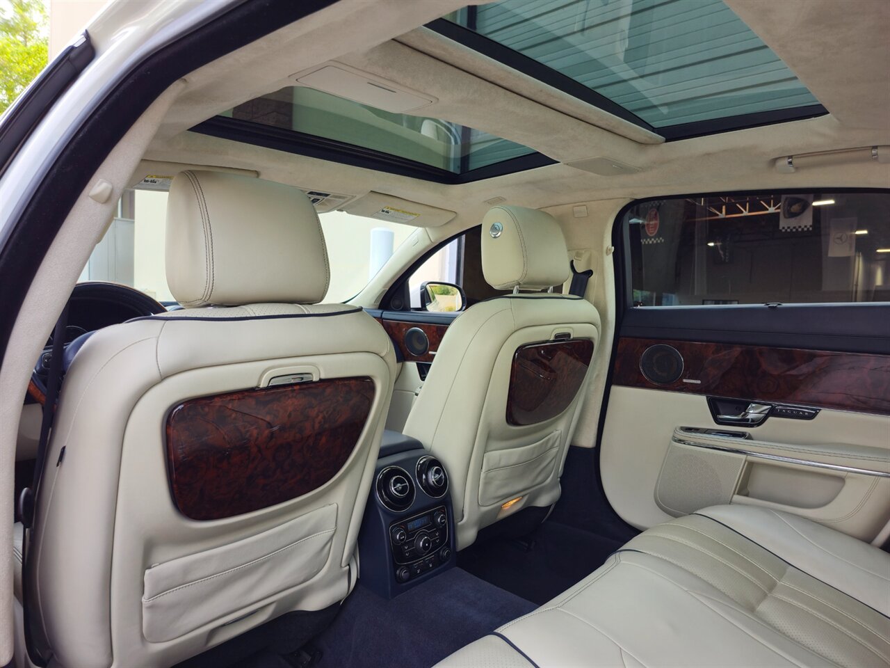 2011 Jaguar XJ L - Photo 28 - Mesa, AZ 85215