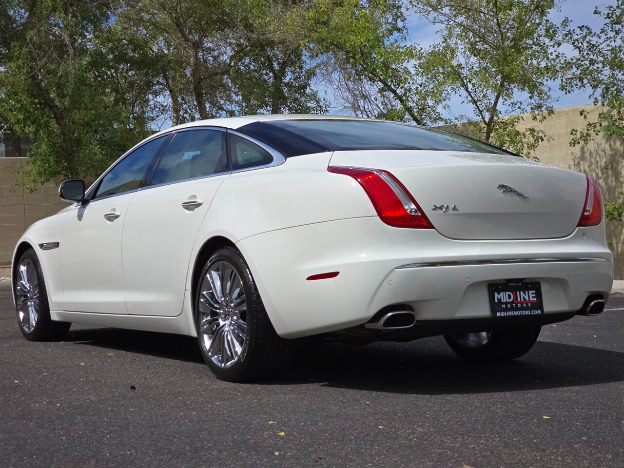 2011 Jaguar XJ L - Photo 8 - Mesa, AZ 85215