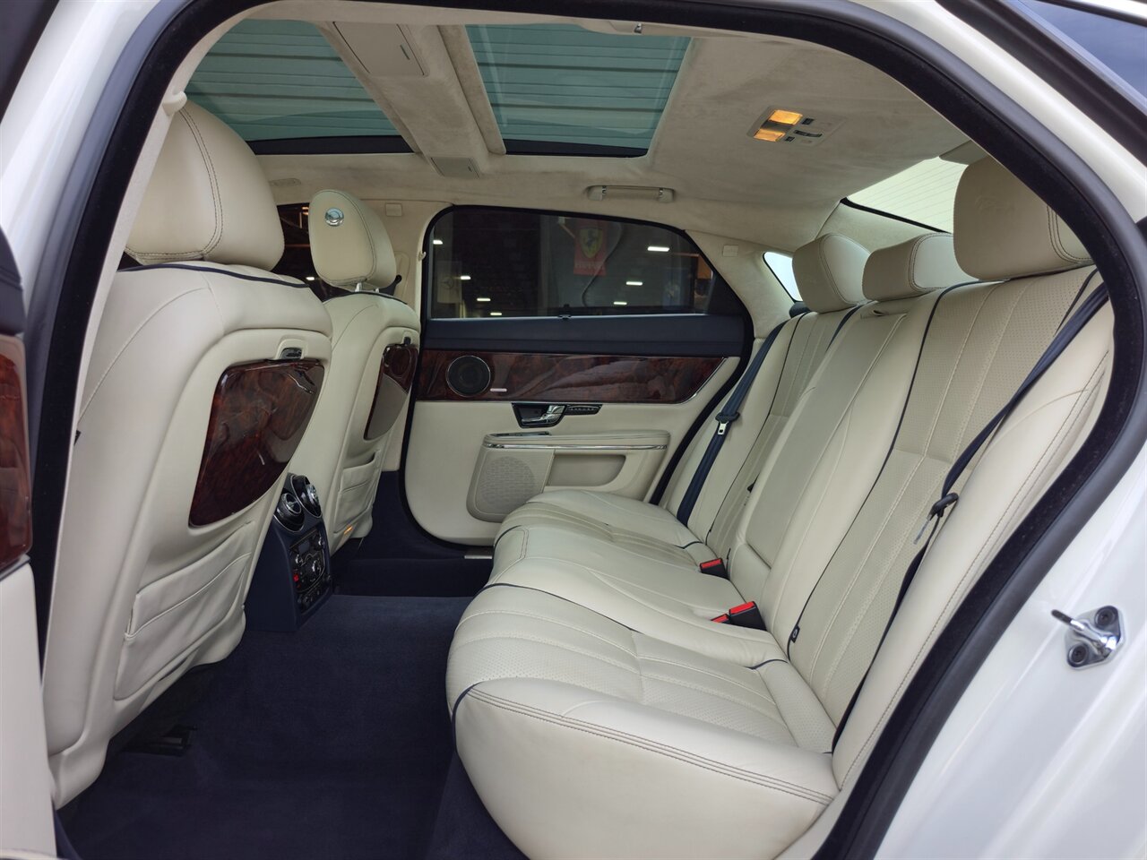 2011 Jaguar XJ L - Photo 26 - Mesa, AZ 85215