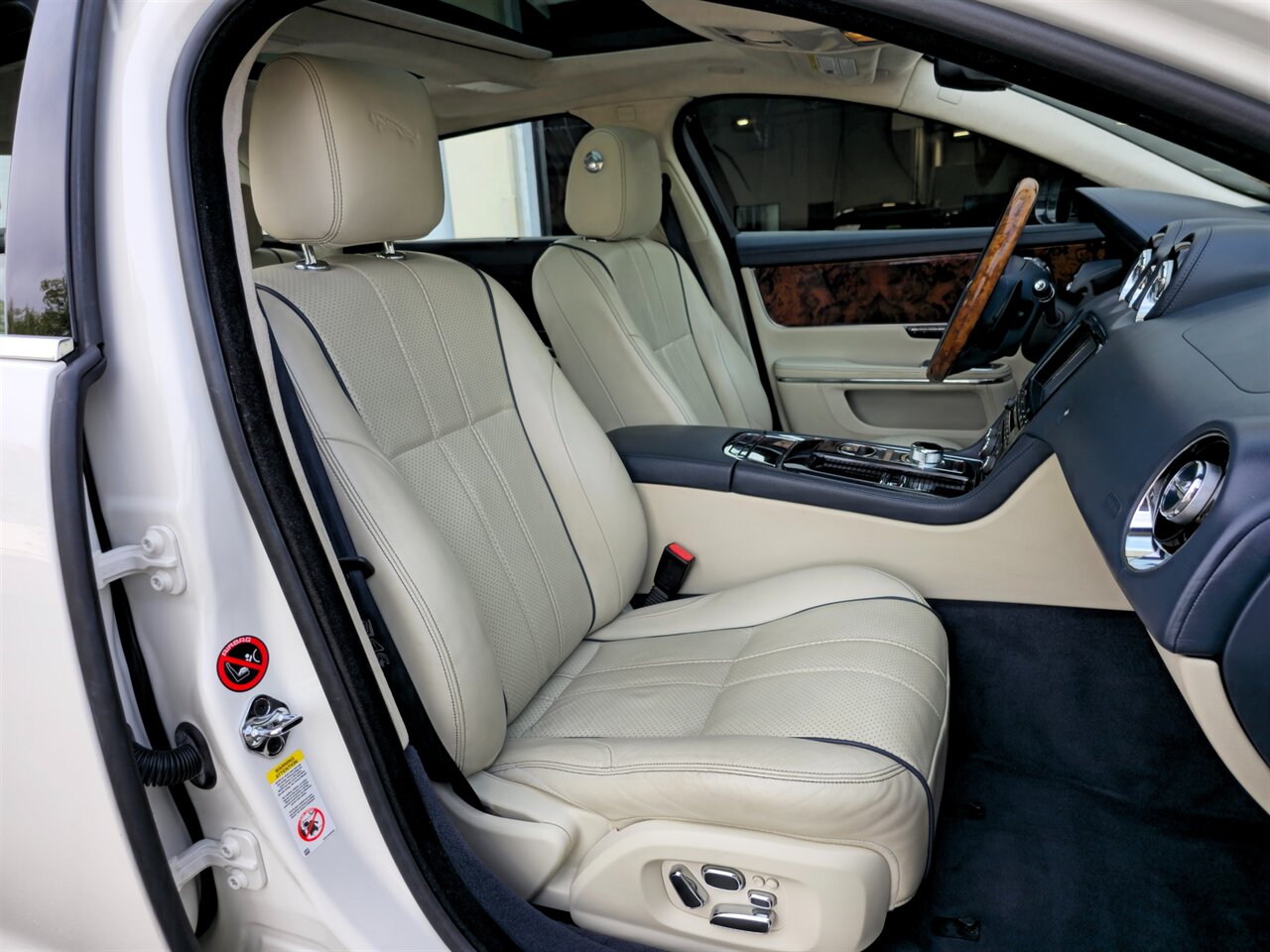 2011 Jaguar XJ L - Photo 23 - Mesa, AZ 85215