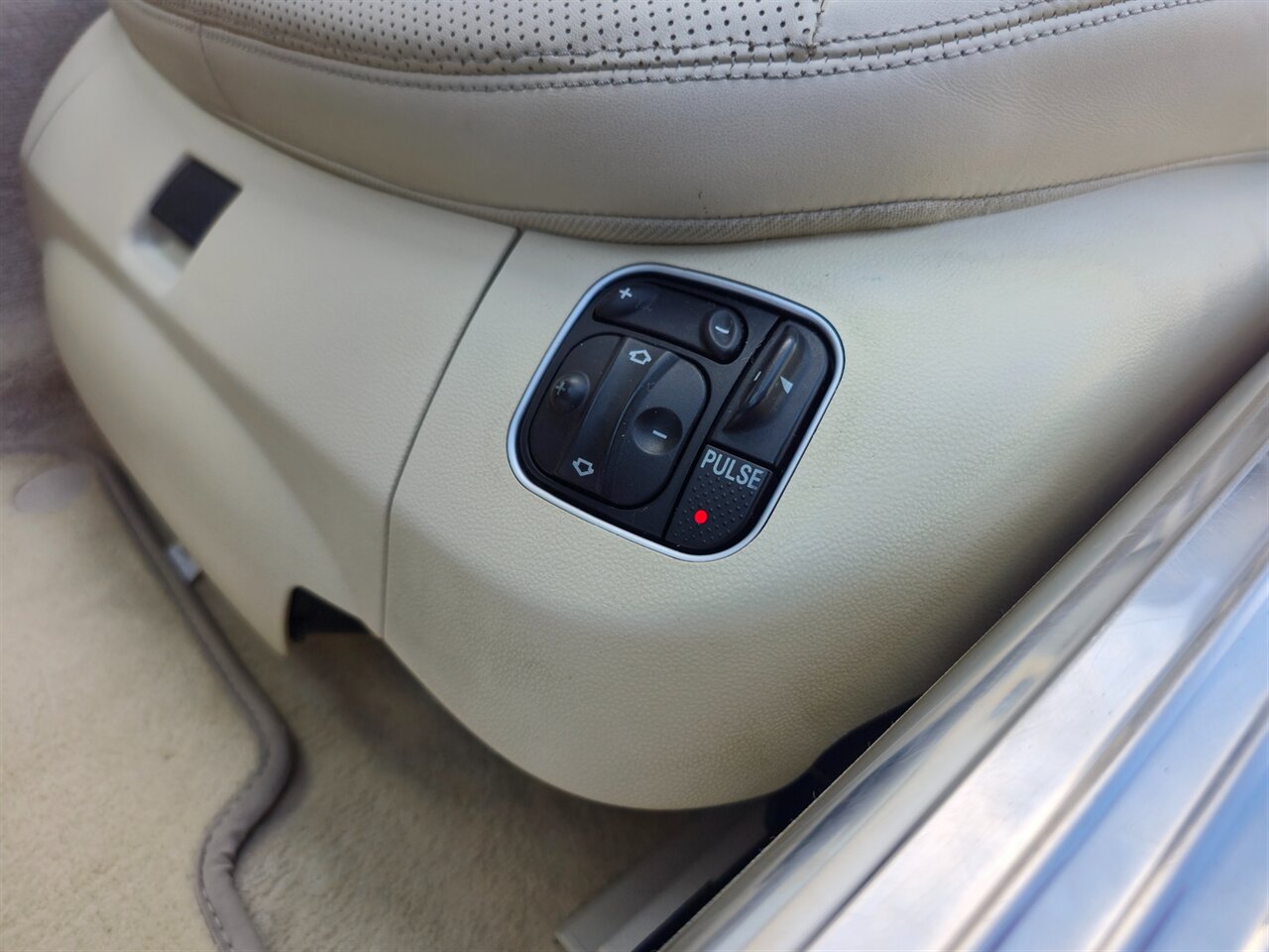 2009 Mercedes-Benz SL 550 - Photo 18 - Mesa, AZ 85215