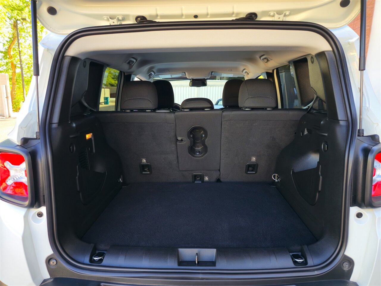 2022 Jeep Renegade Trailhawk - Photo 37 - Mesa, AZ 85215