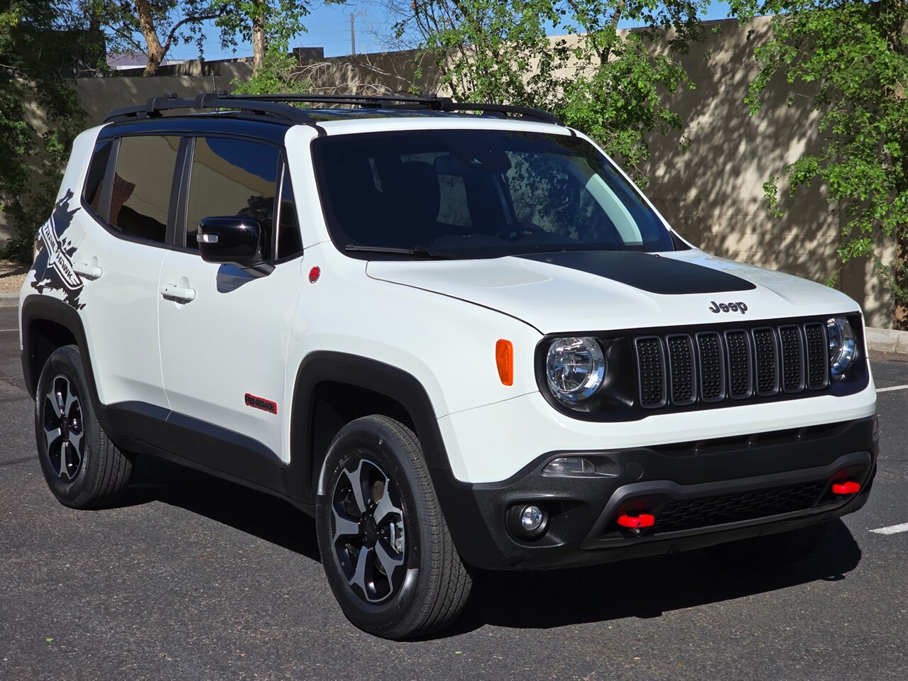 2022 Jeep Renegade Trailhawk - Photo 2 - Mesa, AZ 85215