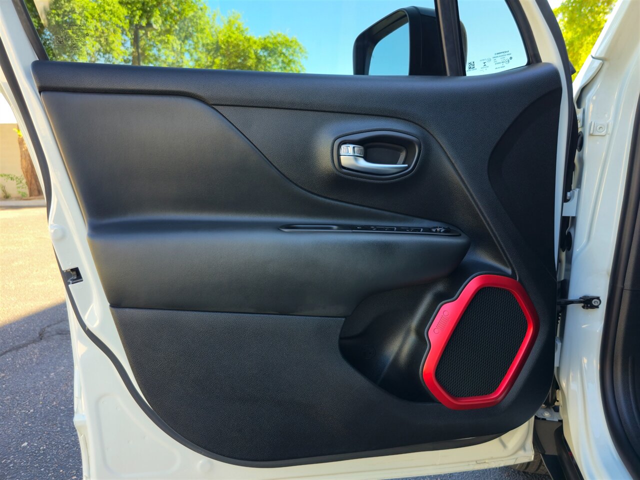 2022 Jeep Renegade Trailhawk - Photo 11 - Mesa, AZ 85215