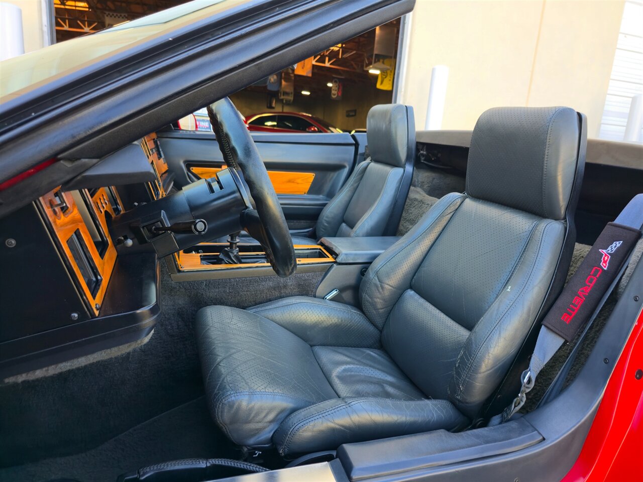 1986 Chevrolet Corvette Convertible - Photo 17 - Mesa, AZ 85215