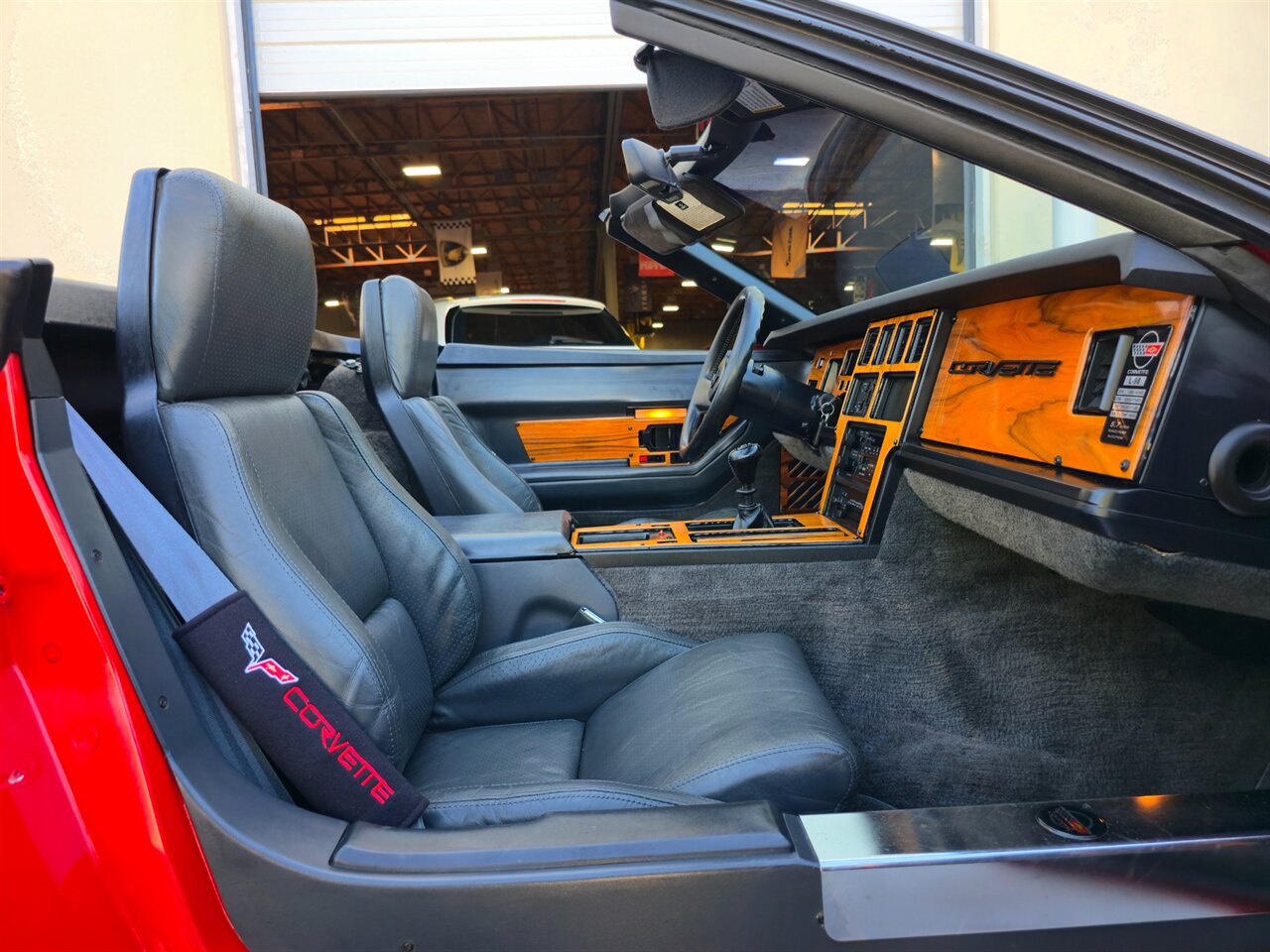 1986 Chevrolet Corvette Convertible - Photo 23 - Mesa, AZ 85215