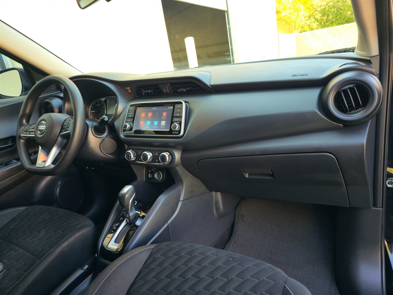 2021 Nissan Kicks S - Photo 24 - Mesa, AZ 85215