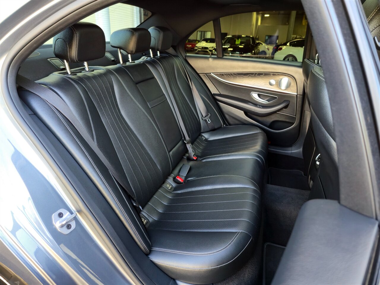 2019 Mercedes-Benz E 300   - Photo 33 - Mesa, AZ 85215