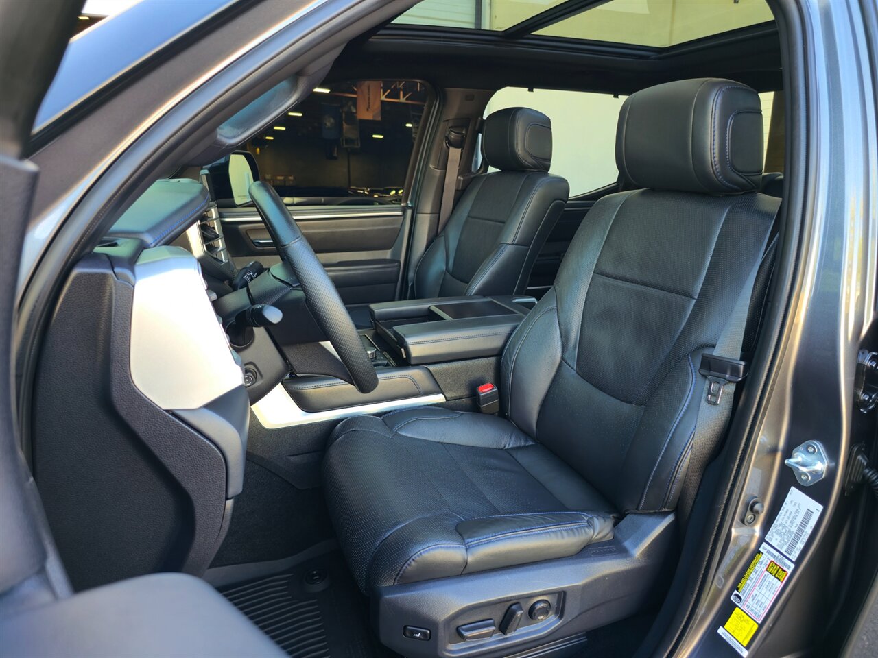 2025 Toyota Tundra Platinum CrewMax 6.5 4WD - Photo 15 - Mesa, AZ 85215