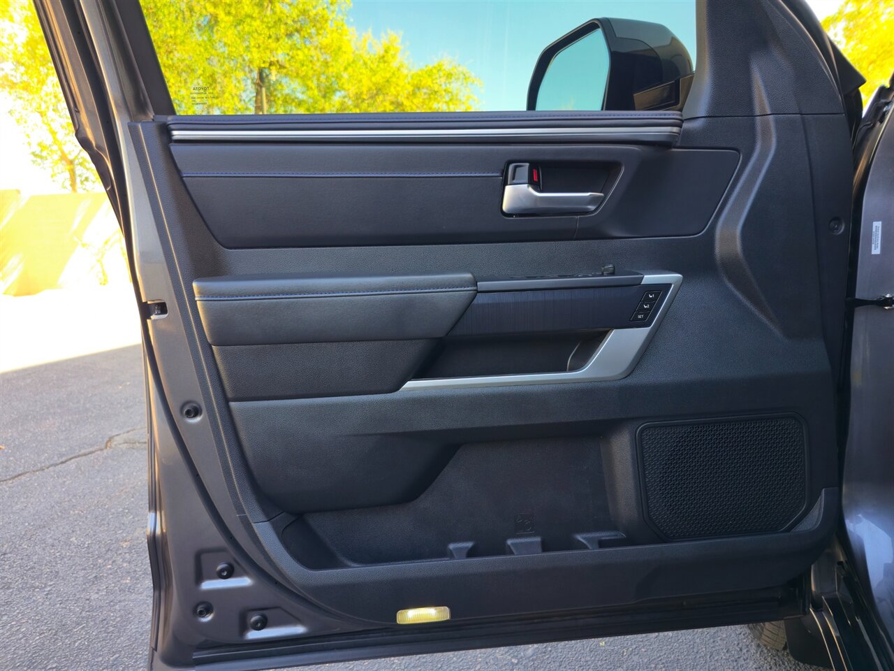 2025 Toyota Tundra Platinum CrewMax 6.5 4WD - Photo 12 - Mesa, AZ 85215