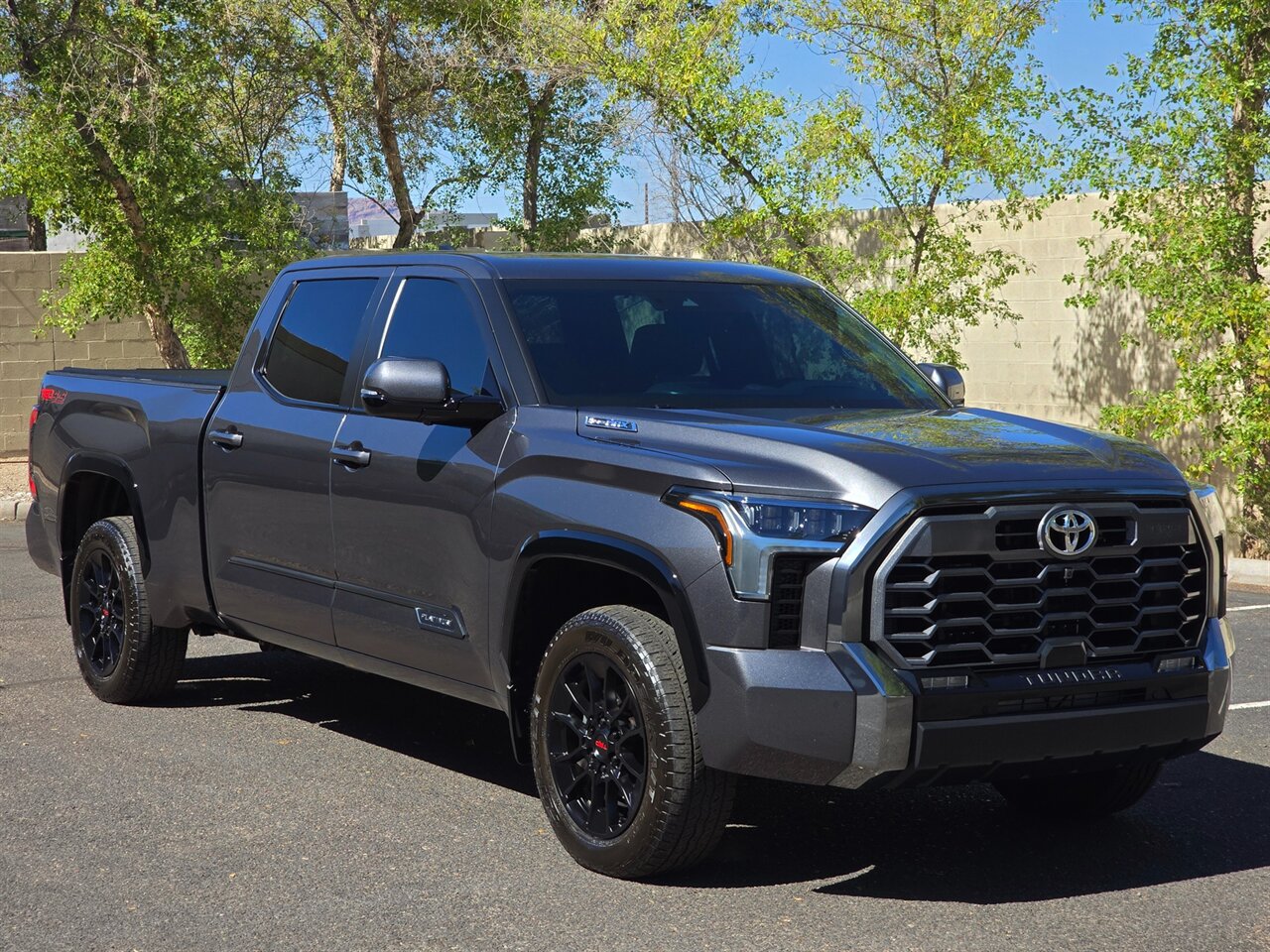 2025 Toyota Tundra Platinum CrewMax 6.5 4WD - Photo 2 - Mesa, AZ 85215