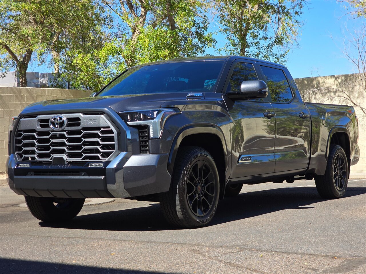 2025 Toyota Tundra Platinum CrewMax 6.5 4WD - Photo 5 - Mesa, AZ 85215
