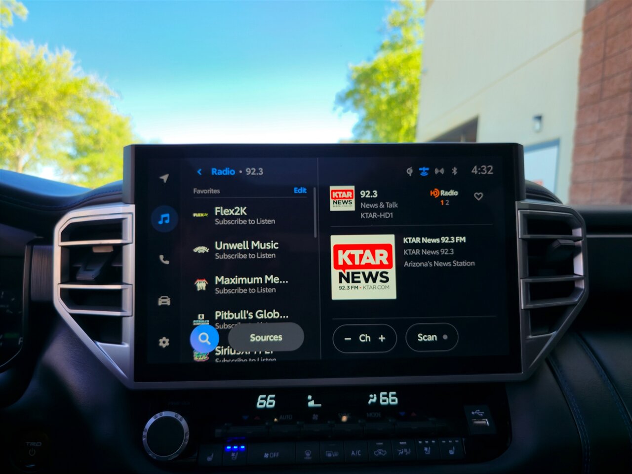 2025 Toyota Tundra Platinum CrewMax 6.5 4WD - Photo 23 - Mesa, AZ 85215
