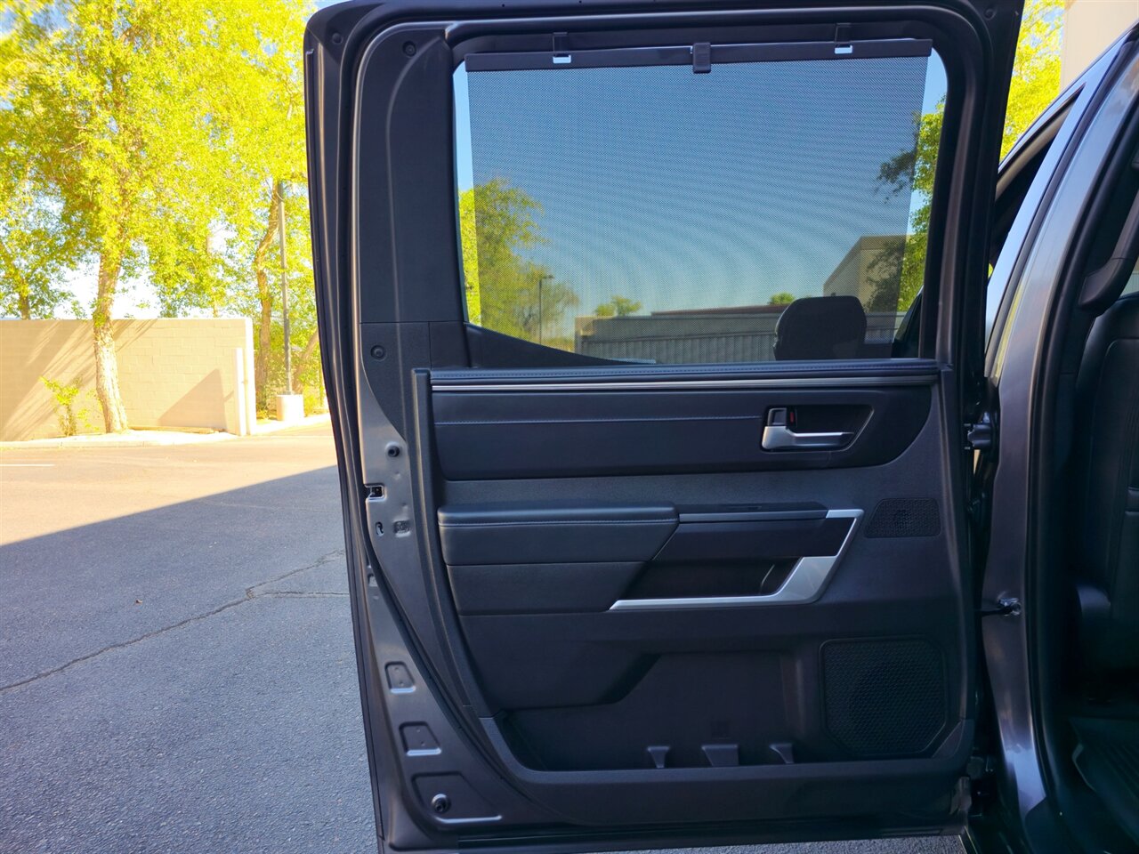 2025 Toyota Tundra Platinum CrewMax 6.5 4WD - Photo 35 - Mesa, AZ 85215