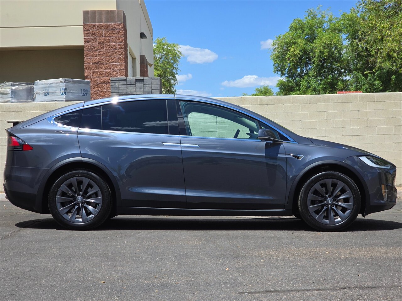 2018 Tesla Model X 75D - Photo 11 - Mesa, AZ 85215