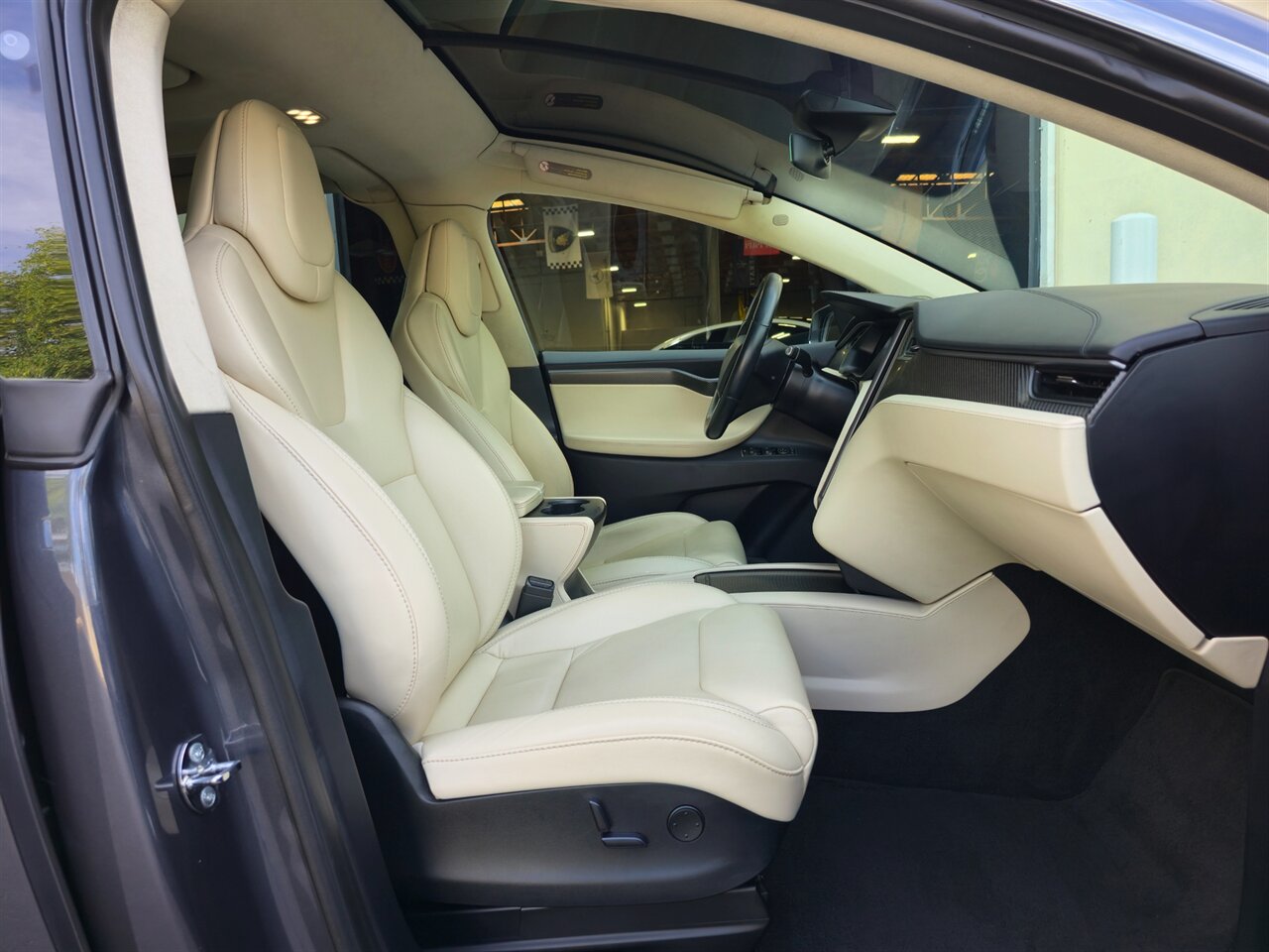 2018 Tesla Model X 75D - Photo 26 - Mesa, AZ 85215