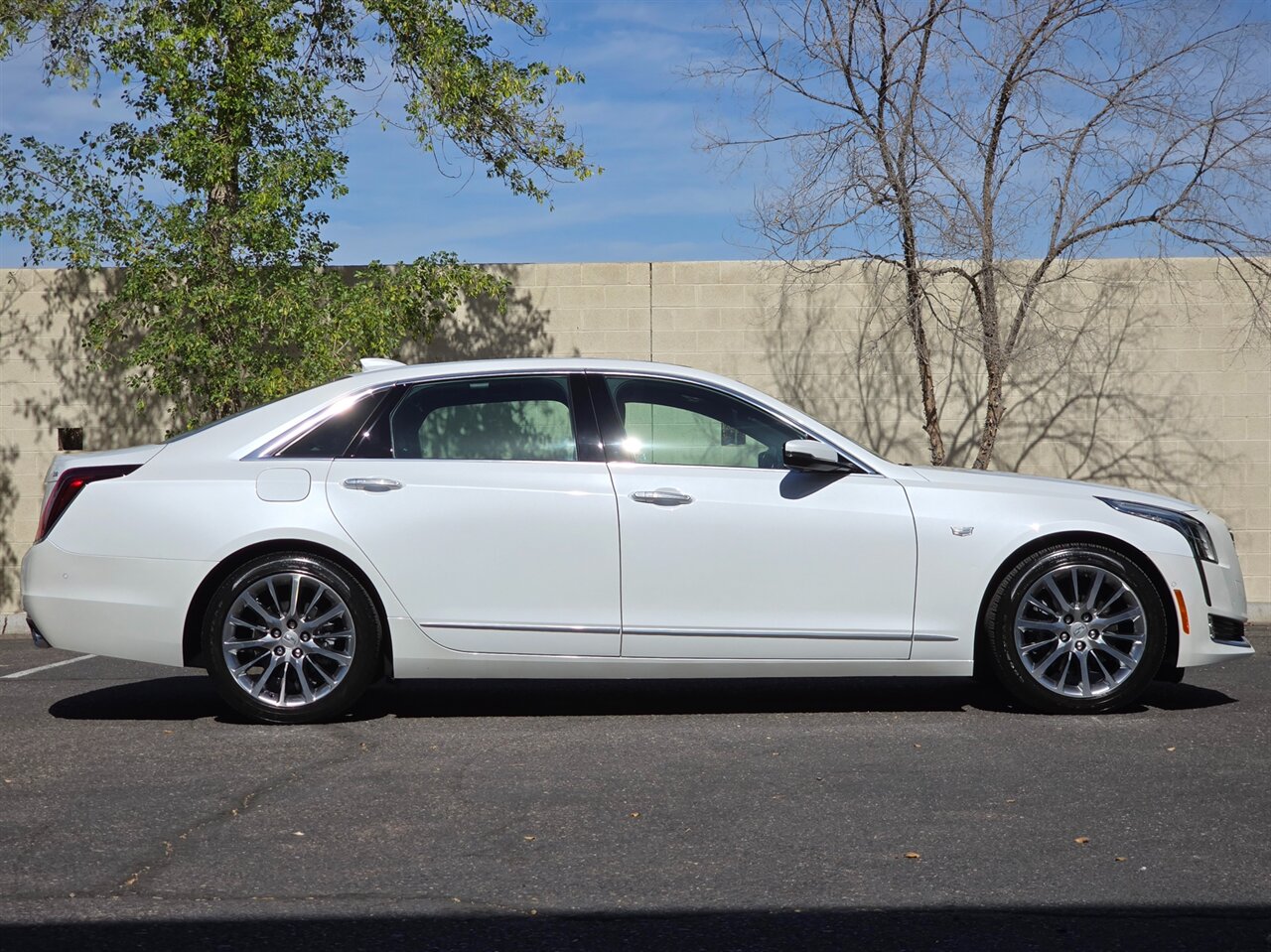 2017 Cadillac CT6 3.6L Premium Luxury AWD - Photo 11 - Mesa, AZ 85215