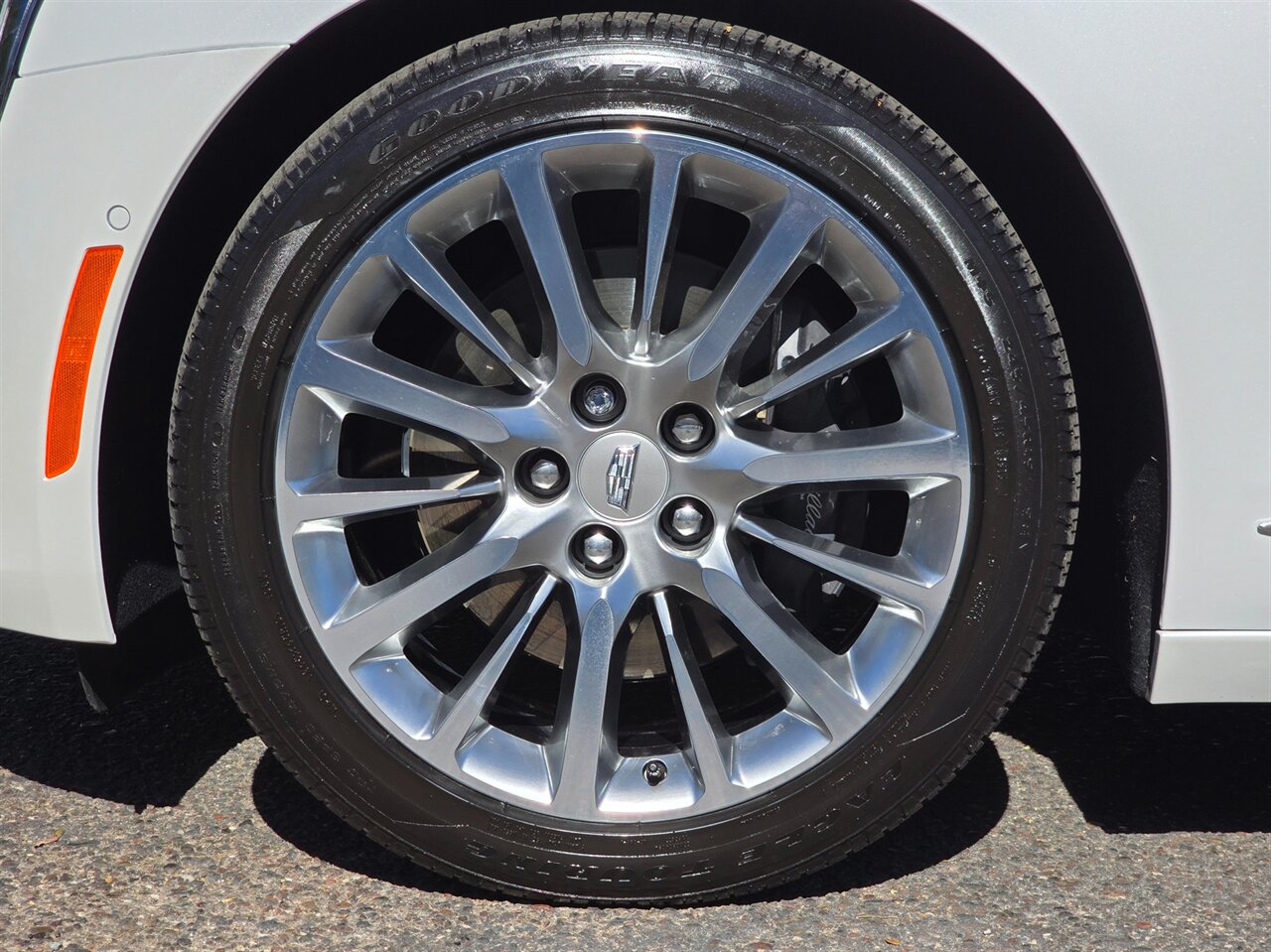 2017 Cadillac CT6 3.6L Premium Luxury AWD - Photo 38 - Mesa, AZ 85215