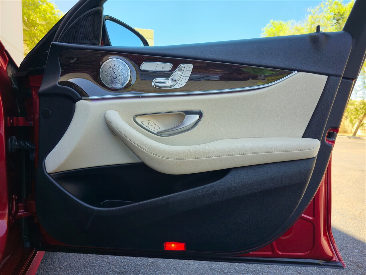 2019 Mercedes-Benz E 300   - Photo 22 - Mesa, AZ 85215