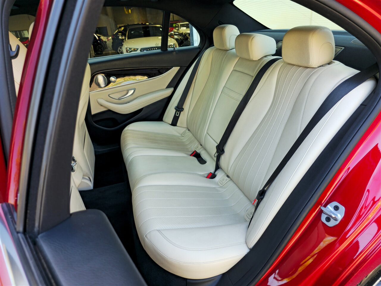 2019 Mercedes-Benz E 300   - Photo 28 - Mesa, AZ 85215