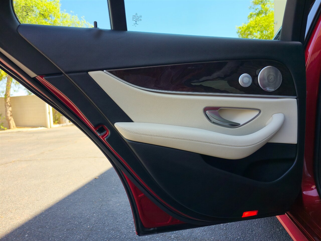 2019 Mercedes-Benz E 300   - Photo 26 - Mesa, AZ 85215