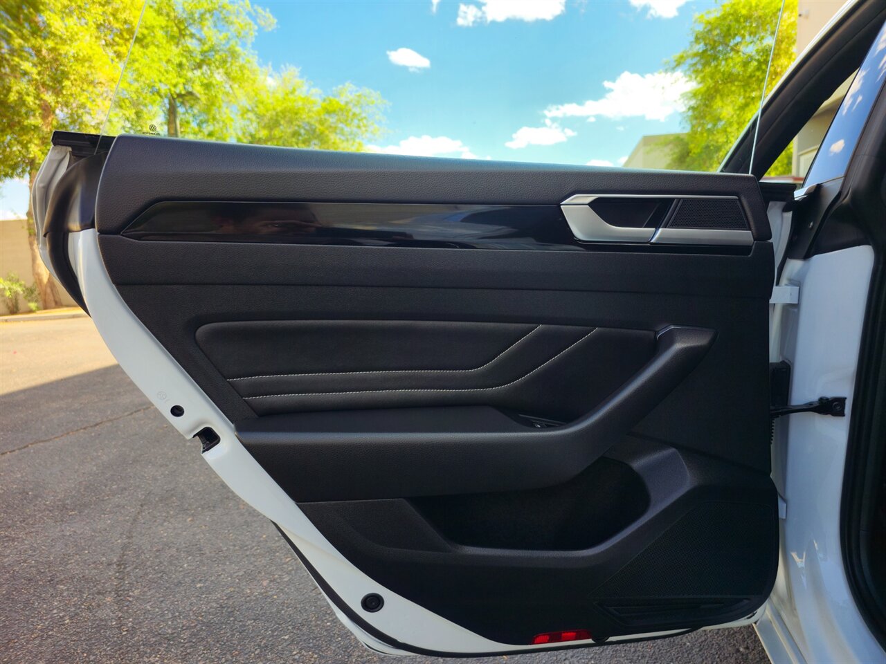 2022 Volkswagen Arteon SE R-Line   - Photo 29 - Mesa, AZ 85215