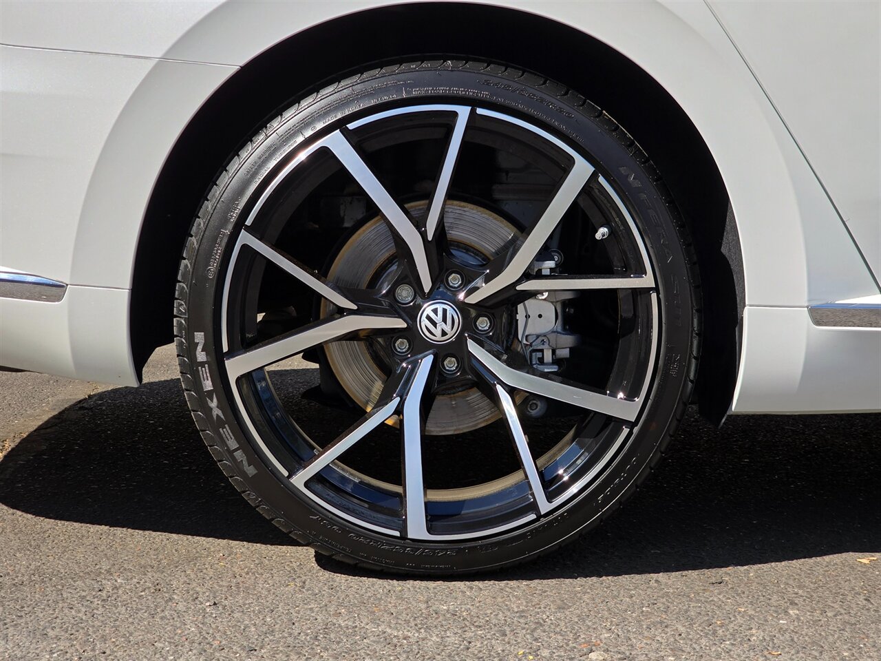 2022 Volkswagen Arteon SE R-Line   - Photo 40 - Mesa, AZ 85215