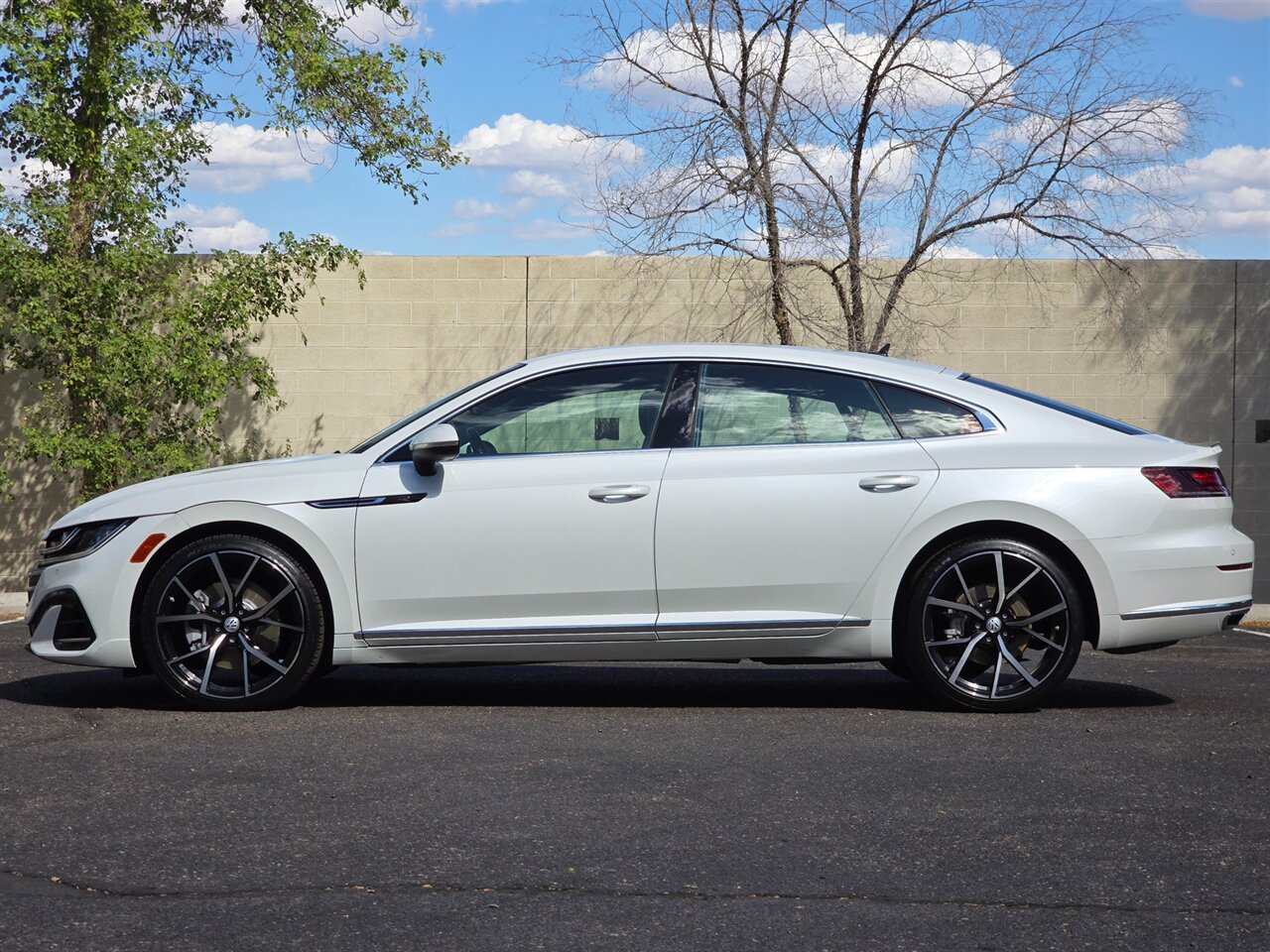 2022 Volkswagen Arteon SE R-Line   - Photo 7 - Mesa, AZ 85215