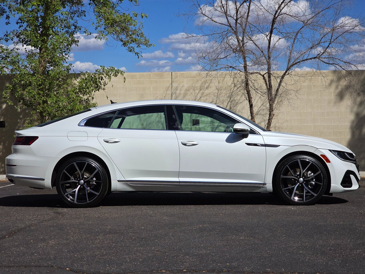 2022 Volkswagen Arteon SE R-Line   - Photo 11 - Mesa, AZ 85215