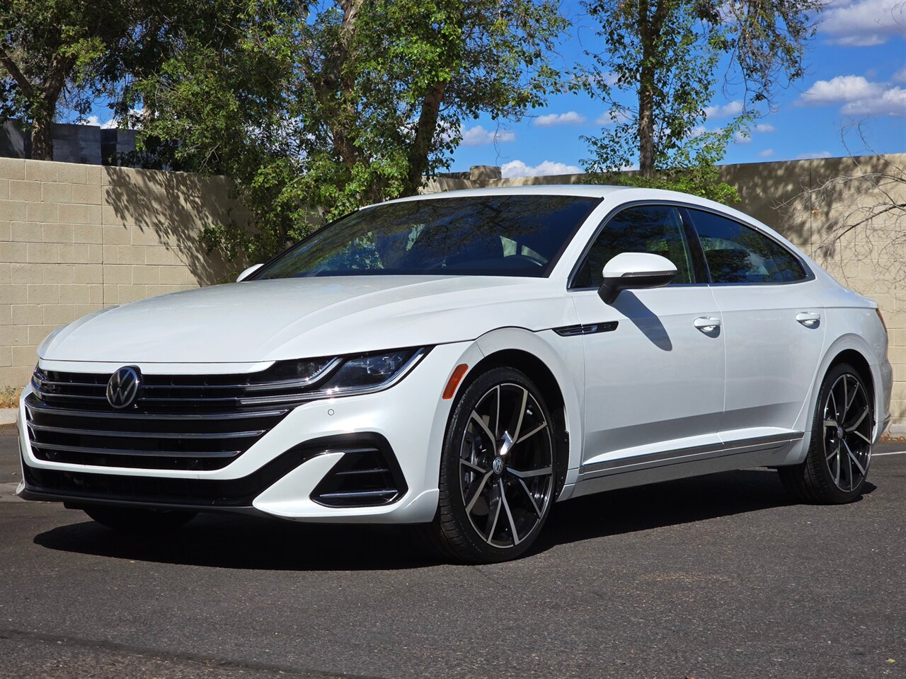 2022 Volkswagen Arteon SE R-Line   - Photo 5 - Mesa, AZ 85215