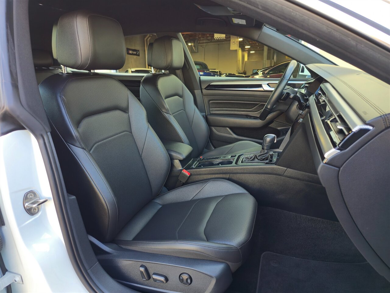 2022 Volkswagen Arteon SE R-Line   - Photo 27 - Mesa, AZ 85215