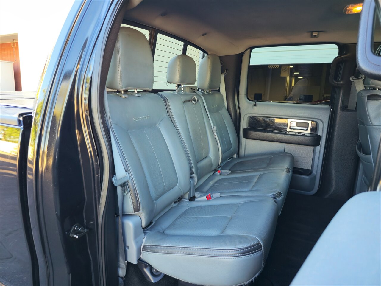 2012 Ford F-150 Platinum 4X4 - Photo 32 - Mesa, AZ 85215