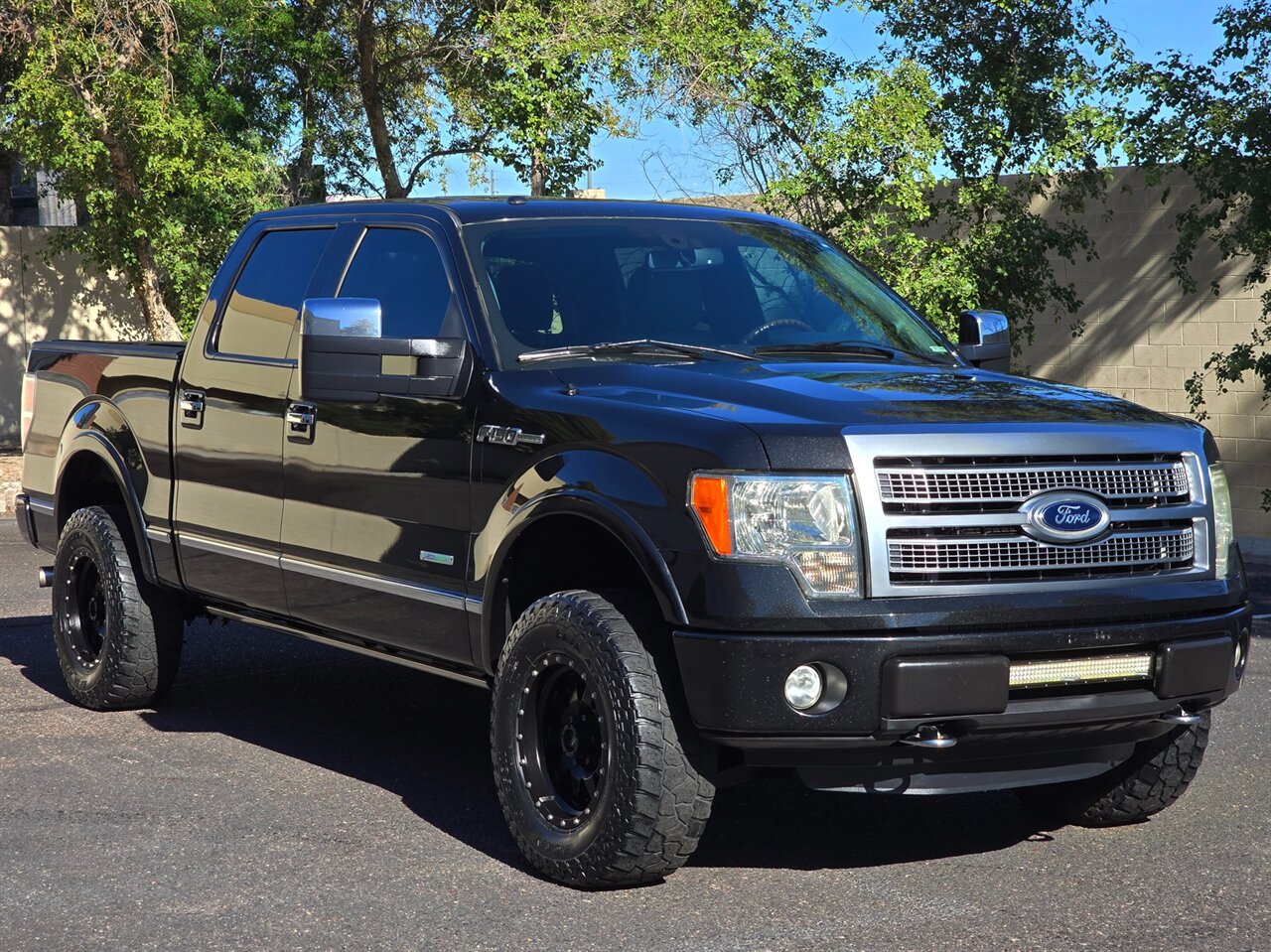 2012 Ford F-150 Platinum 4X4 - Photo 2 - Mesa, AZ 85215