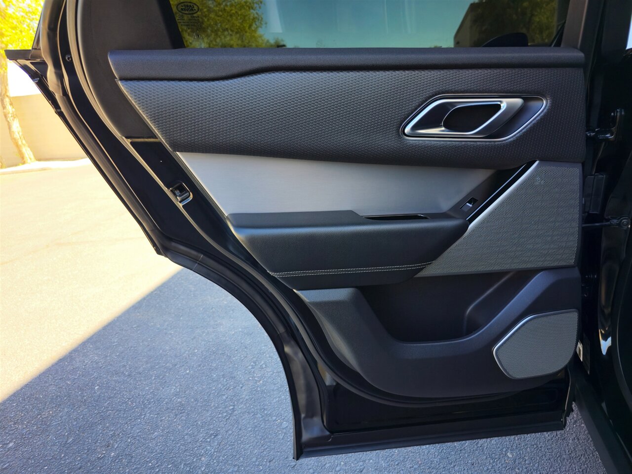 2020 Land Rover Range Rover Velar P340 R-Dynamic S - Photo 27 - Mesa, AZ 85215